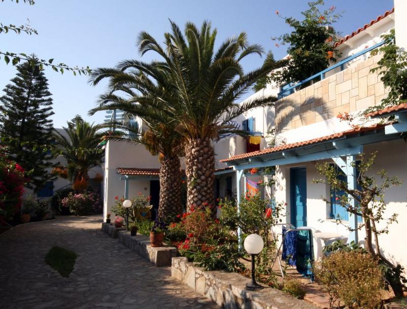 Galeana Beach Hotel Platanes  Eksteriør billede